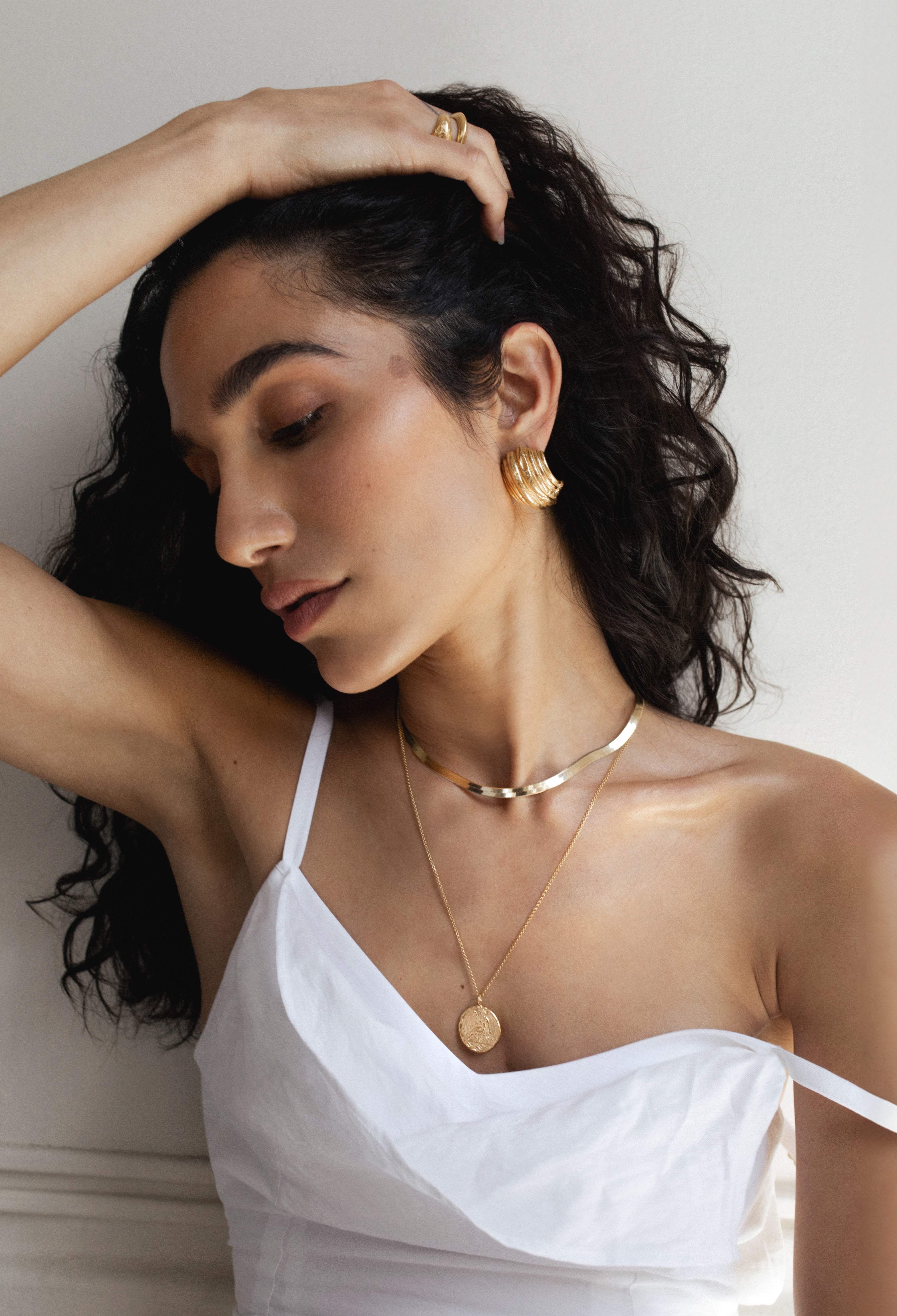 Sleeping Venus Necklace