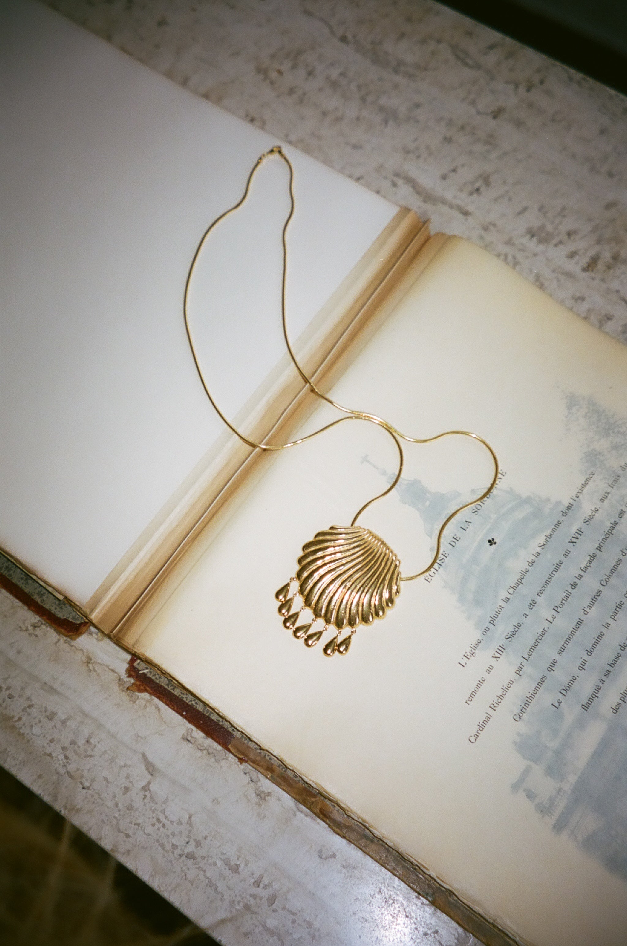 L'Origine Du Monde Necklace