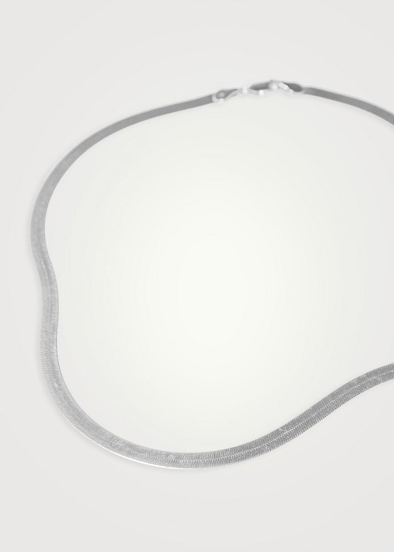 Sleeping Venus Necklace