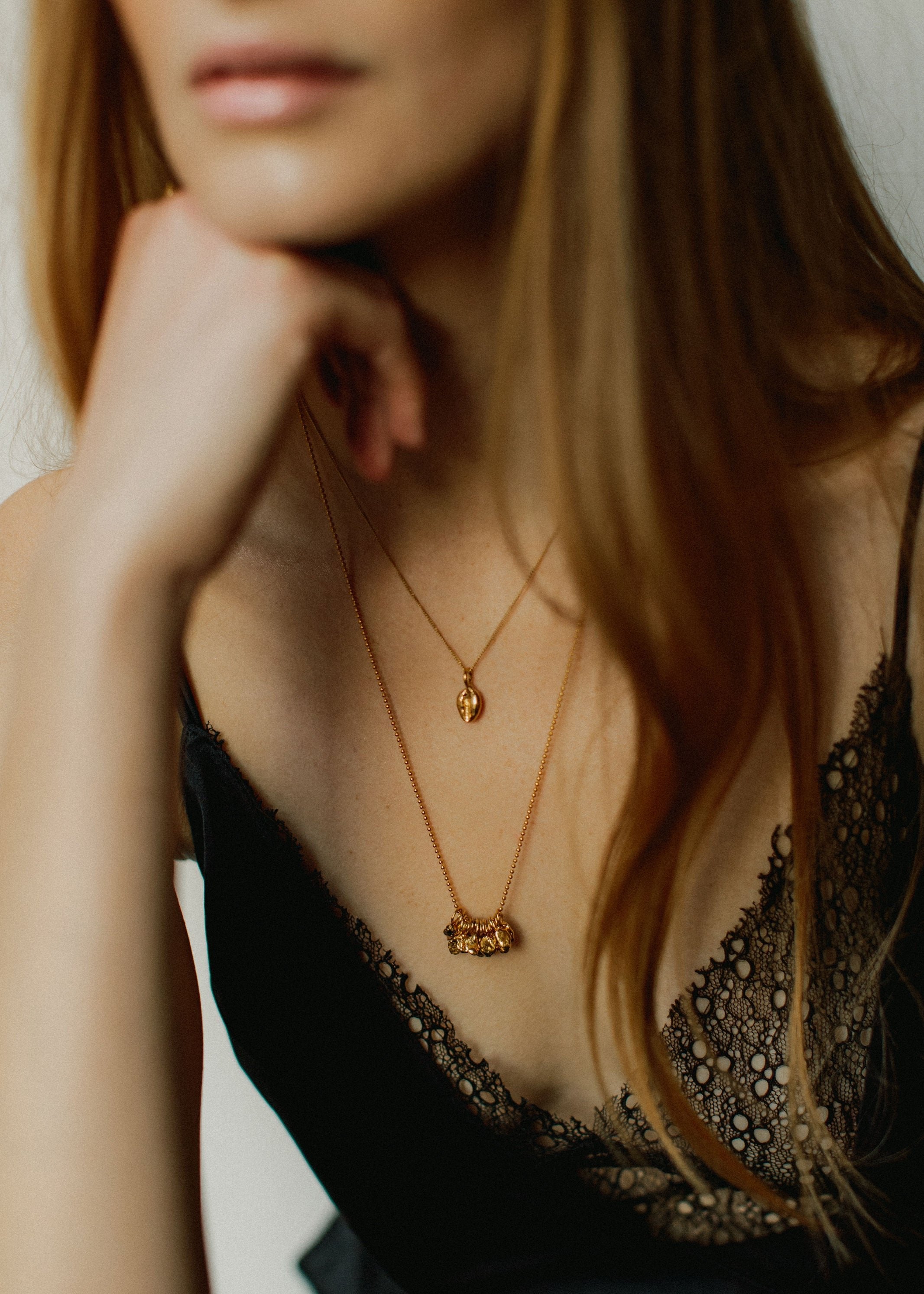 Kahve Necklace