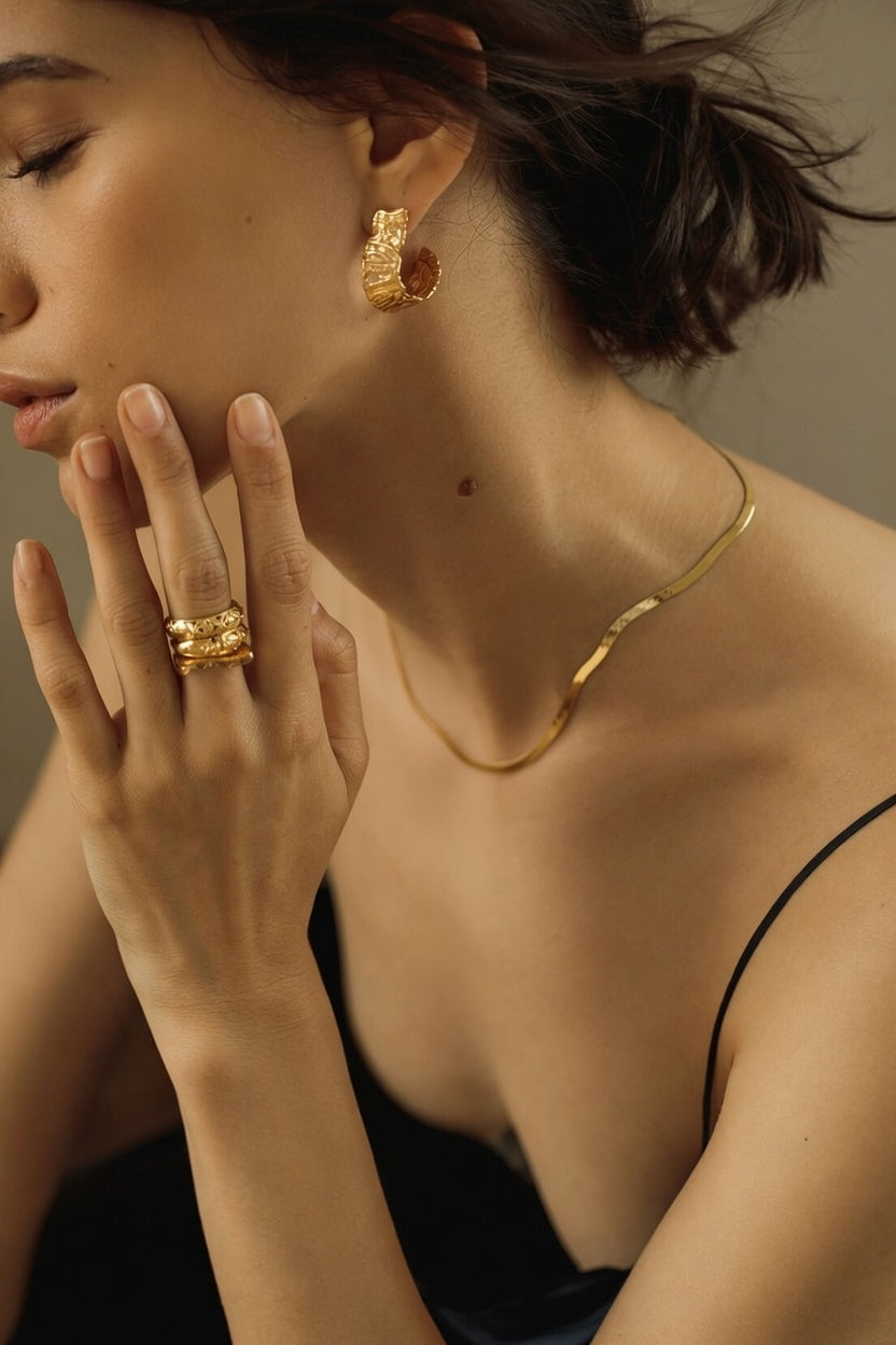 Baby Sleeping Venus Necklace