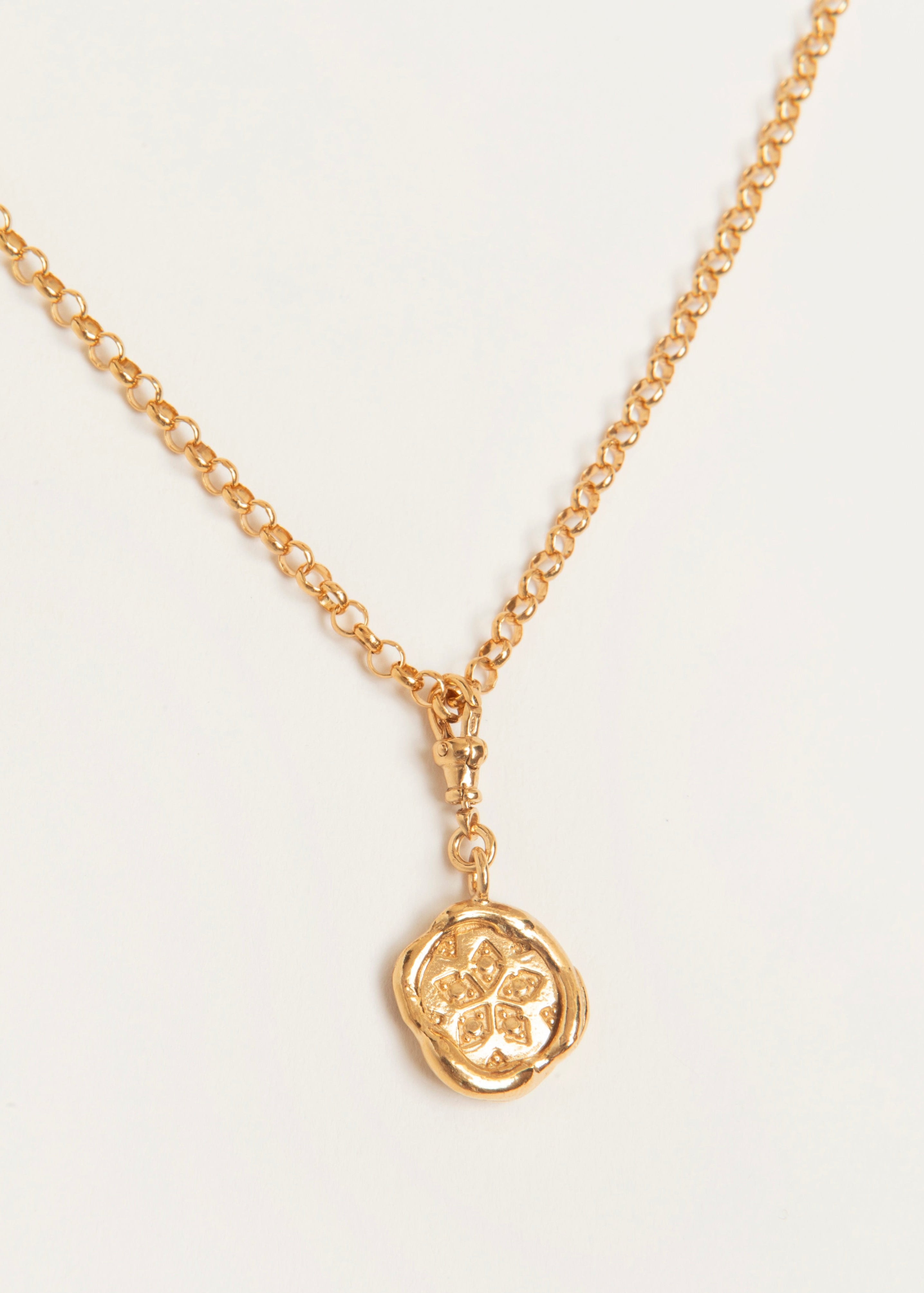 Silent Compass Necklace